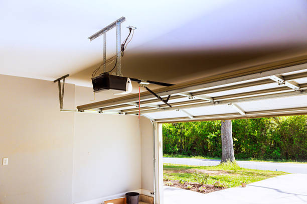 Top rated local Garage Door Panel Replacement specialists in St. Albans, WV